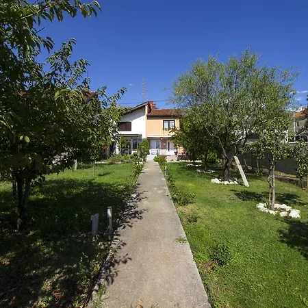 Apartman Sana