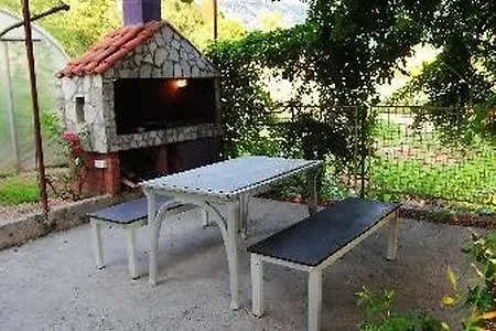 Sana Apartman